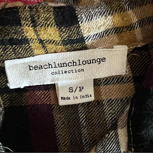 beachlunchlounge plaid button up shirt - Picture 3 of 6